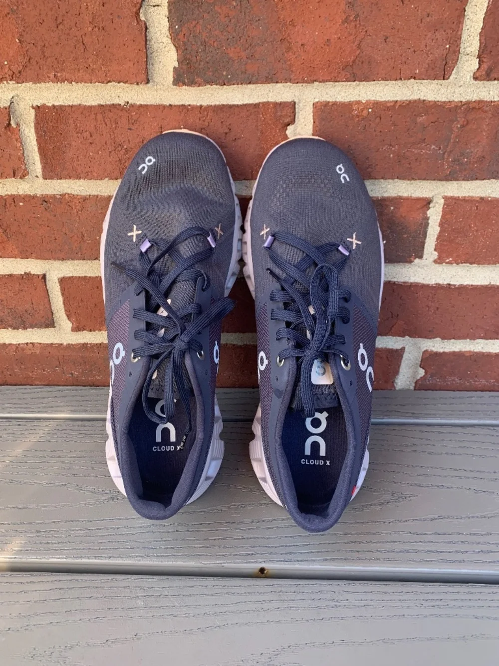 On Running Cloud X3 Sneakers